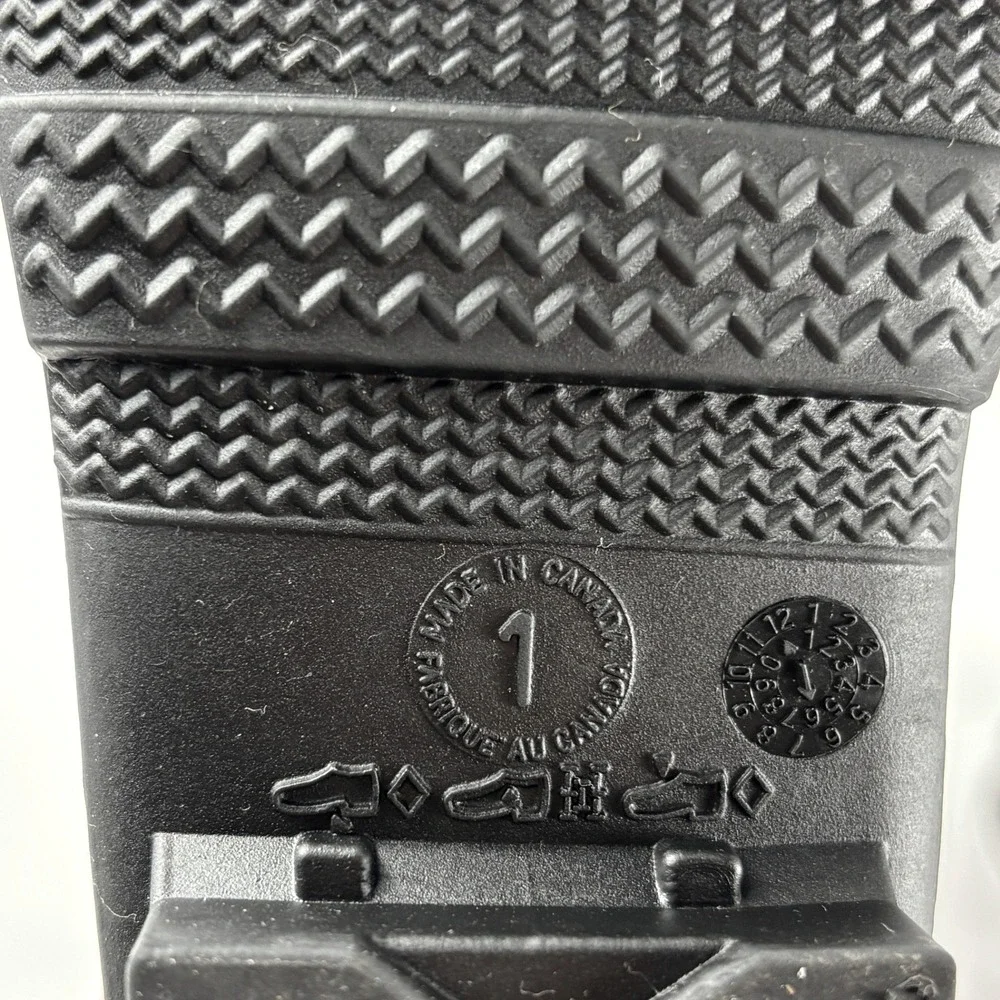 Kamik Kids Black Rubber Rain‎ Boots Buckle Detail Waterproof Size 1